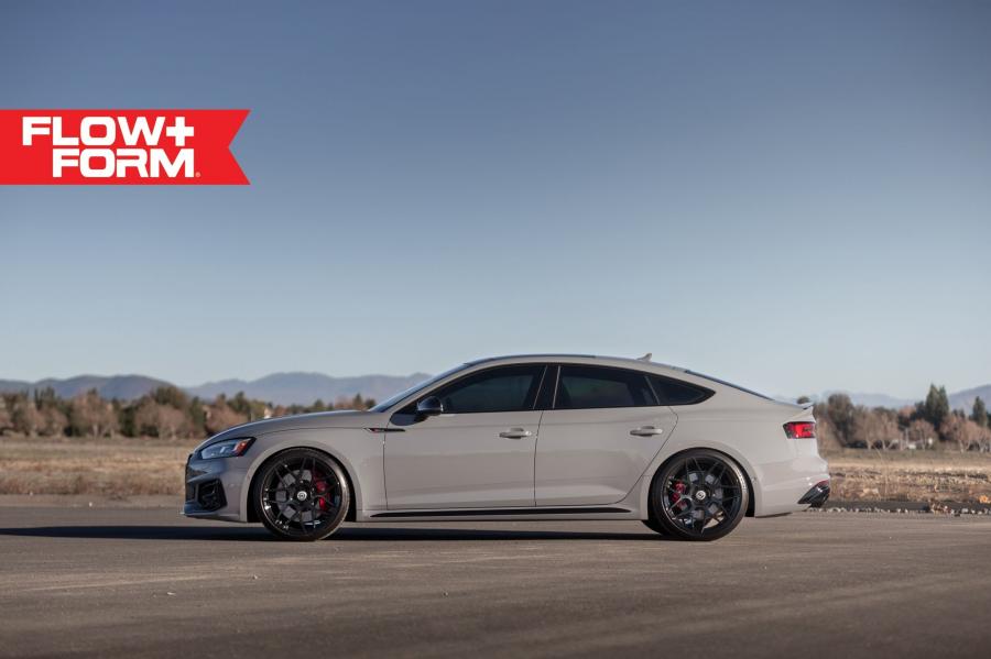  Audi RS5 Sportback on HRE Wheels (FF01) 2018 года  (фото 7 из 11)